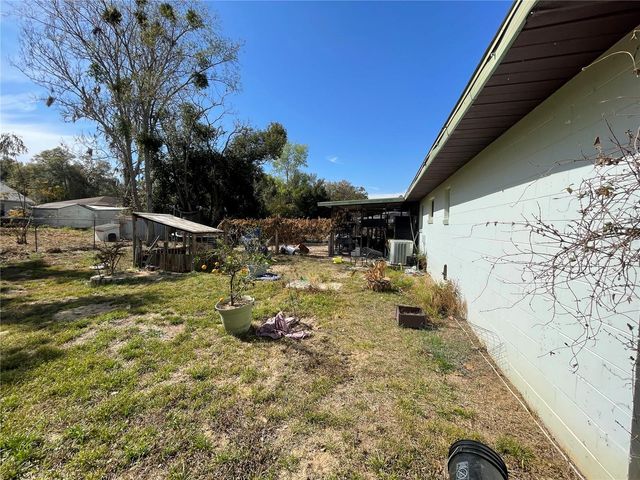 2710 LAKEWOOD LANE, Eustis, FL 32726