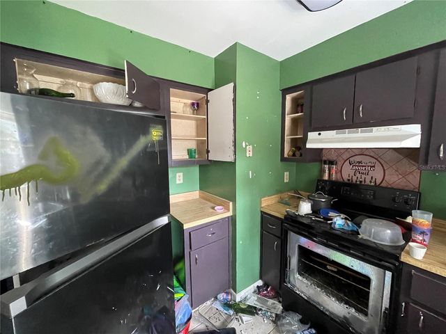 2710 LAKEWOOD LANE, Eustis, FL 32726