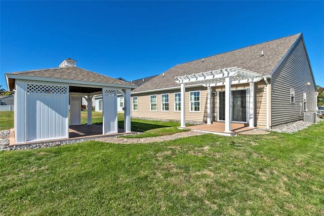 1024 Colonial Drive, Menallen Twp, PA 15401