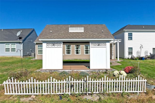 1024 Colonial Drive, Menallen Twp, PA 15401