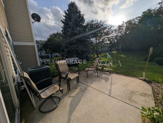 2551 Oak Tree Lane, Plainfield, IL 60586