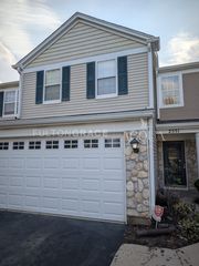 2551 Oak Tree Lane, Plainfield, IL 60586