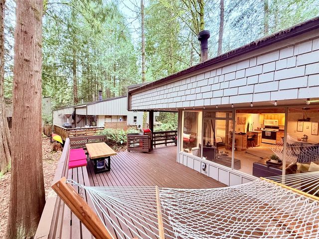 741 E Promontory Road, Shelton, WA 98584