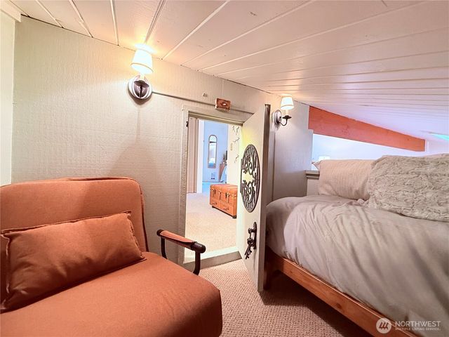 741 E Promontory Road, Shelton, WA 98584