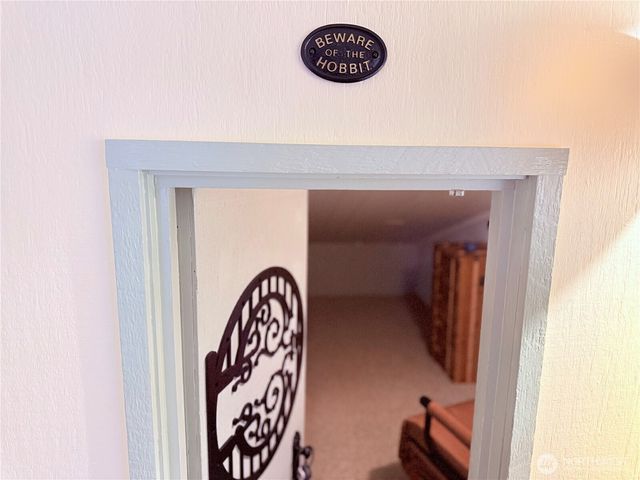 741 E Promontory Road, Shelton, WA 98584