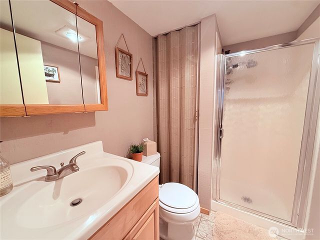 741 E Promontory Road, Shelton, WA 98584