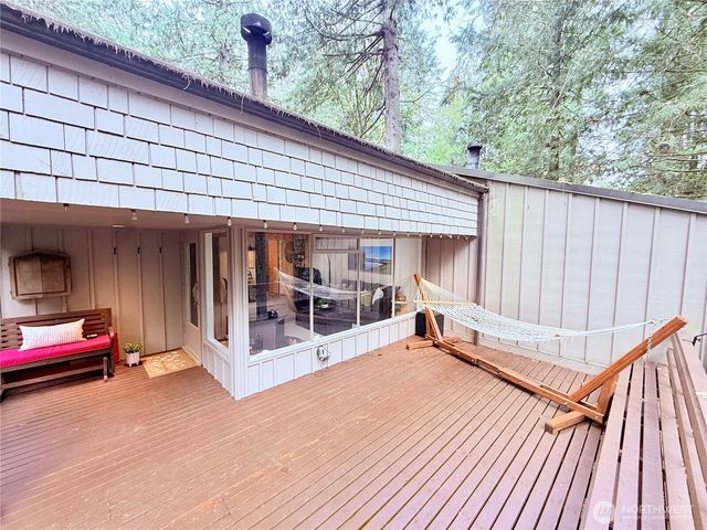 741 E Promontory Road, Shelton, WA 98584