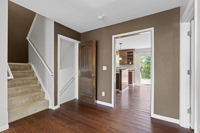 112 Spring Brook Court, Etna, OH 43062