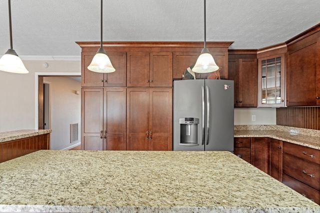 112 Spring Brook Court, Etna, OH 43062