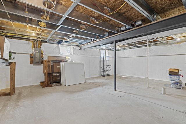 112 Spring Brook Court, Etna, OH 43062