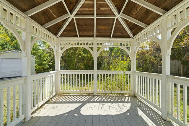 112 Spring Brook Court, Etna, OH 43062