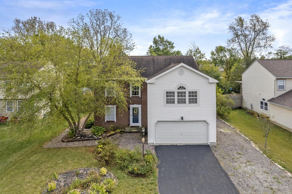 112 Spring Brook Court, Etna, OH 43062