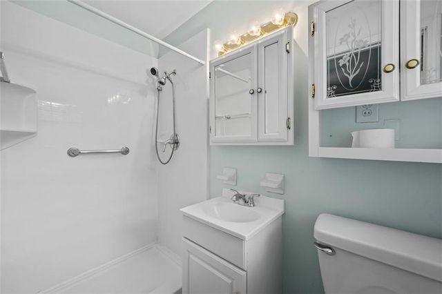 1319 Renee Drive SW, Lilburn, GA 30047