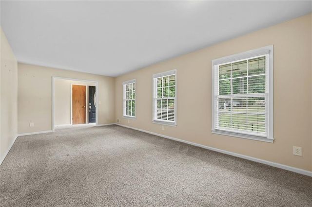 1319 Renee Drive SW, Lilburn, GA 30047