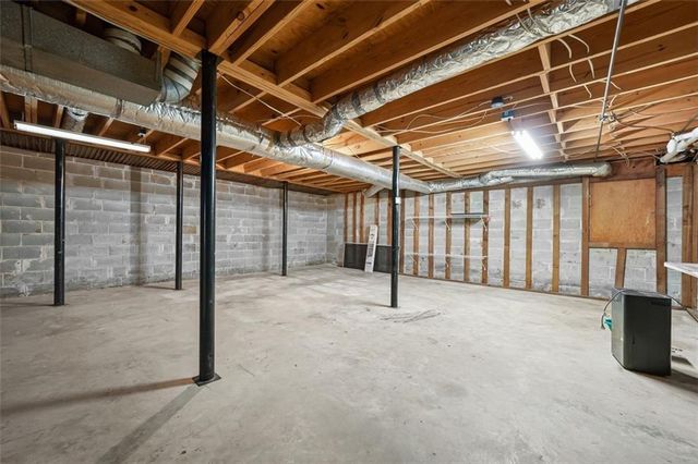 1319 Renee Drive SW, Lilburn, GA 30047