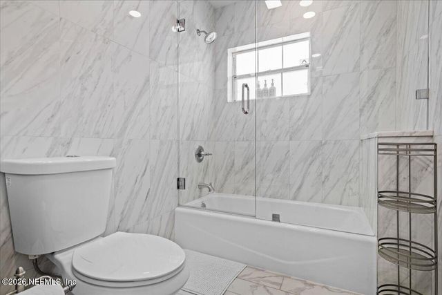3218 1ST Street S, Jacksonville Beach, FL 32250