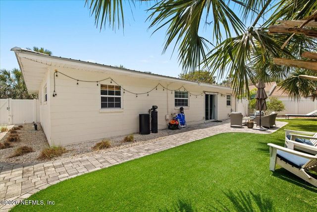 3218 1ST Street S, Jacksonville Beach, FL 32250