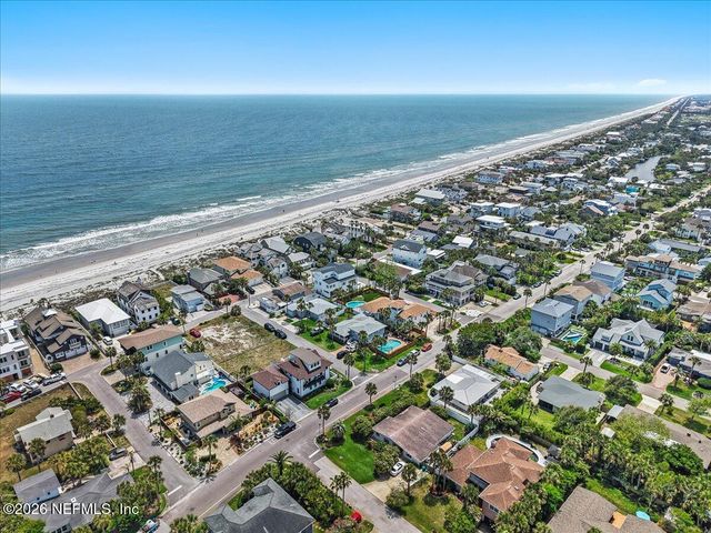 3218 1ST Street S, Jacksonville Beach, FL 32250
