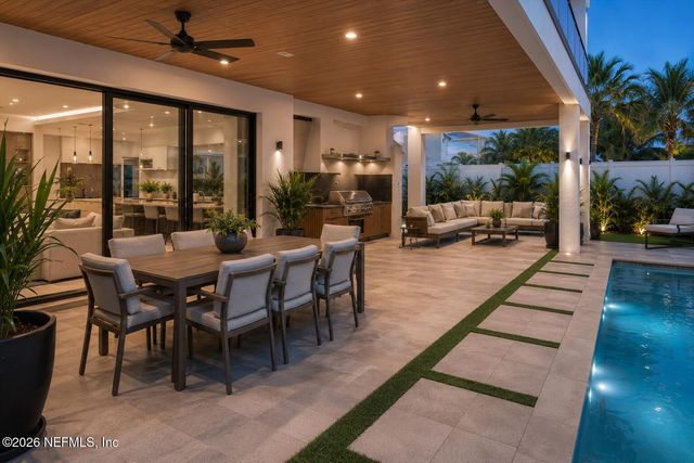3218 1ST Street S, Jacksonville Beach, FL 32250