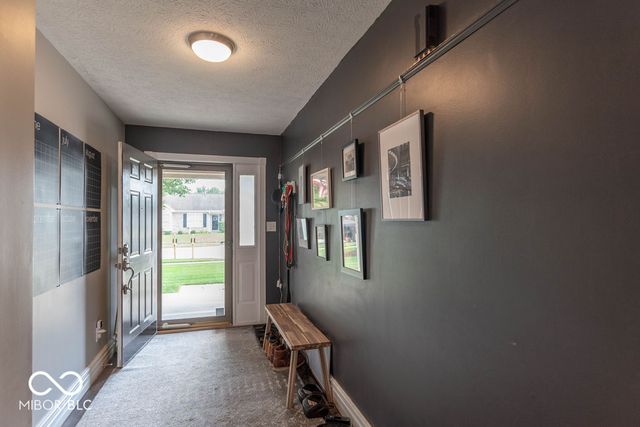 6422 Layton Lane, Plainfield, IN 46168