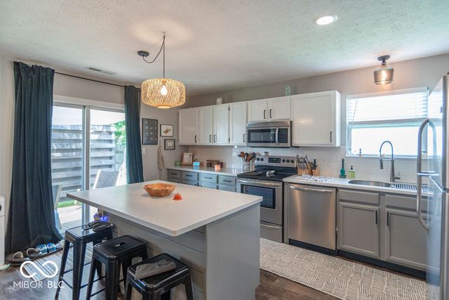 6422 Layton Lane, Plainfield, IN 46168