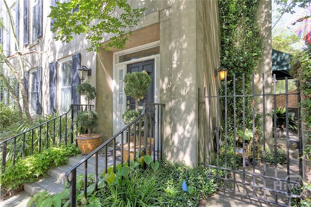 519 Tattnall Street, Savannah, GA 31401