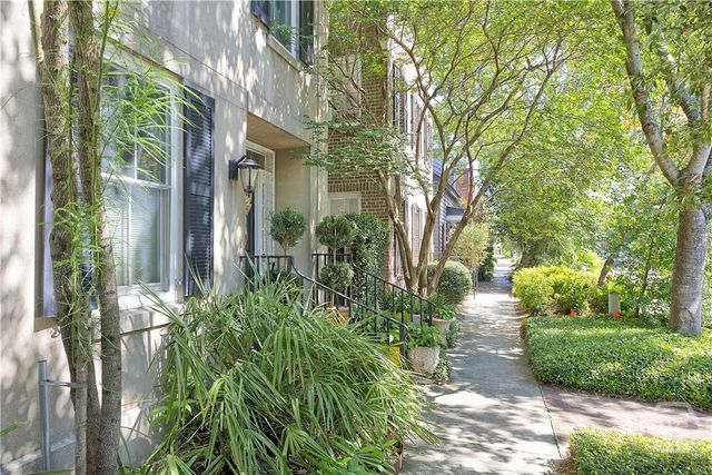 519 Tattnall Street, Savannah, GA 31401
