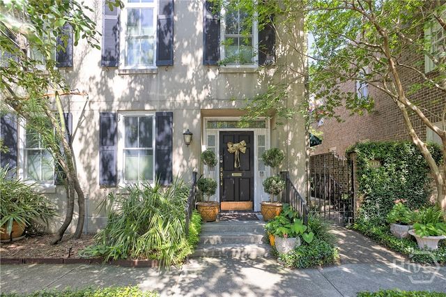 519 Tattnall Street, Savannah, GA 31401
