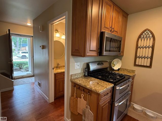 50467 Peggy Lane, Chesterfield Twp, MI 48047