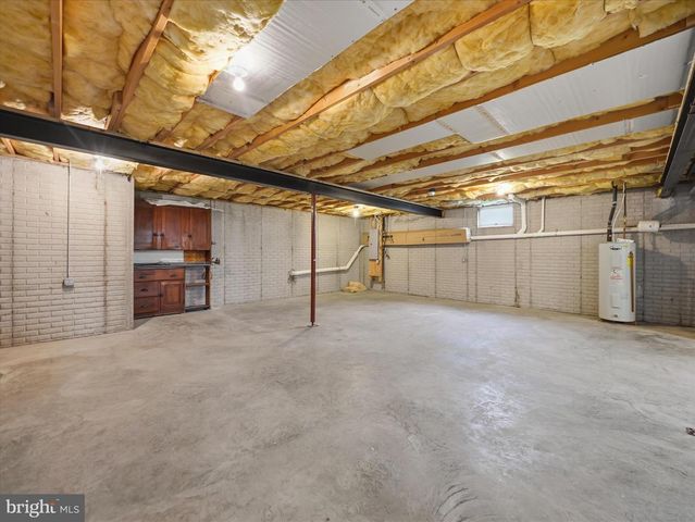 12274 COUNTRY CLUB ROAD, Waynesboro, PA 17268