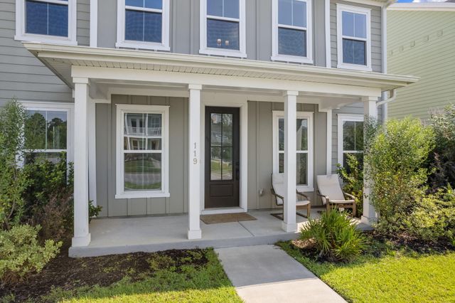 119 Archdale Street, Summerville, SC 29486