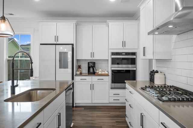 119 Archdale Street, Summerville, SC 29486