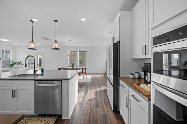 119 Archdale Street, Summerville, SC 29486