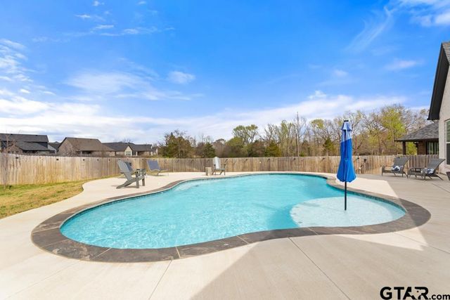 261 Kaul Ln., Bullard, TX 75757