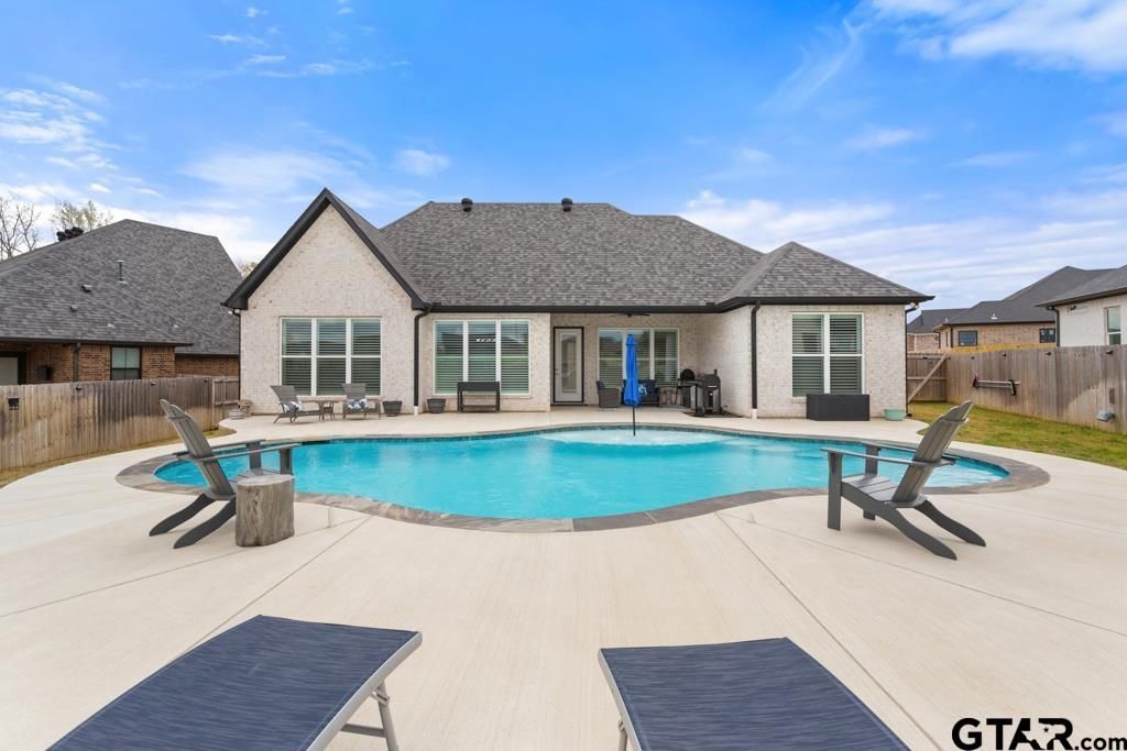 261 Kaul Ln., Bullard, TX 75757