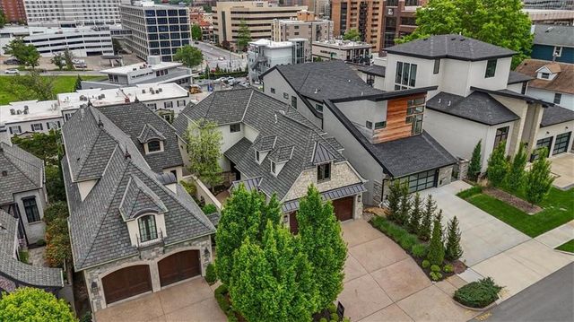 4635 Jarboe Street, Kansas City, MO 64112