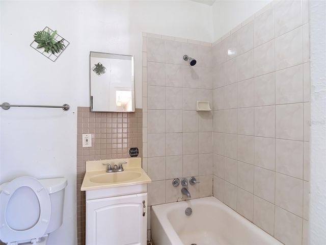 2911 N 24TH STREET, Tampa, FL 33605