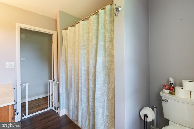 185 PINE GROVE RD, Hanover, PA 17331