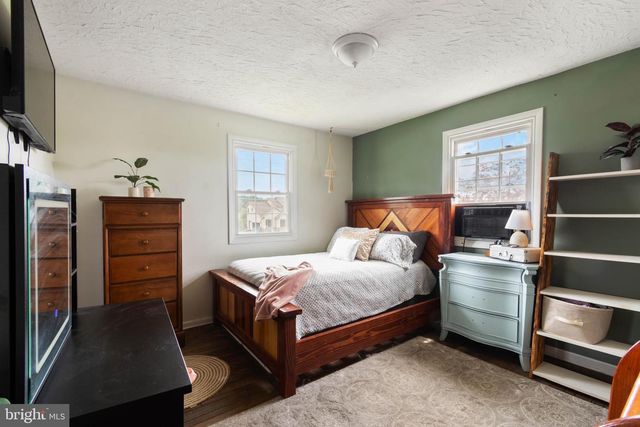 185 PINE GROVE RD, Hanover, PA 17331