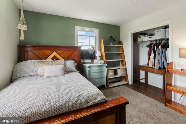 185 PINE GROVE RD, Hanover, PA 17331