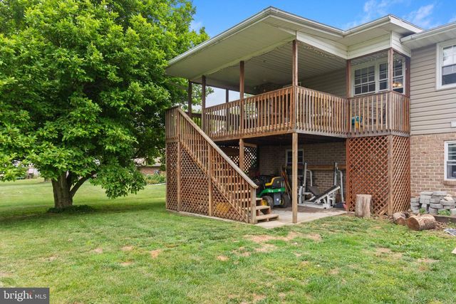 185 PINE GROVE RD, Hanover, PA 17331