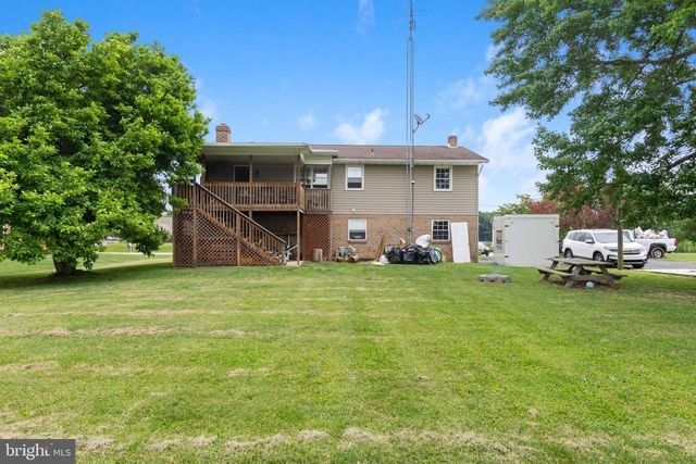 185 PINE GROVE RD, Hanover, PA 17331
