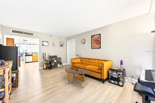 151 E WASHINGTON STREET 218, Orlando, FL 32801