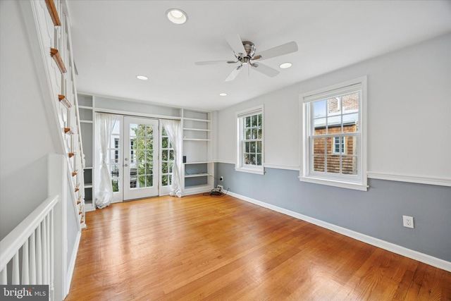 715 RODMAN ST, Philadelphia, PA 19147