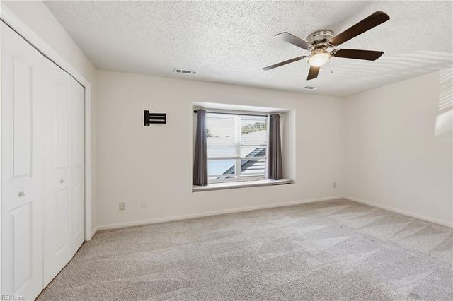 5133 Glenwood Way, Virginia Beach, VA 23456