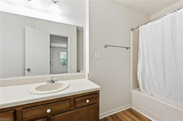 5133 Glenwood Way, Virginia Beach, VA 23456