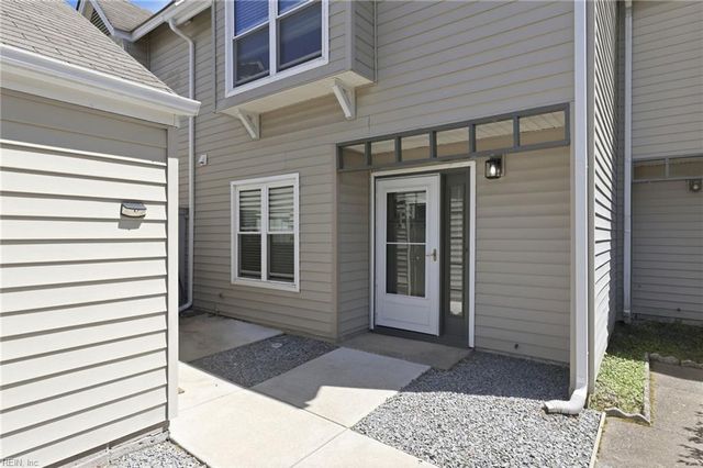 5133 Glenwood Way, Virginia Beach, VA 23456