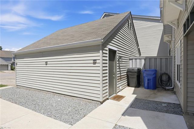5133 Glenwood Way, Virginia Beach, VA 23456
