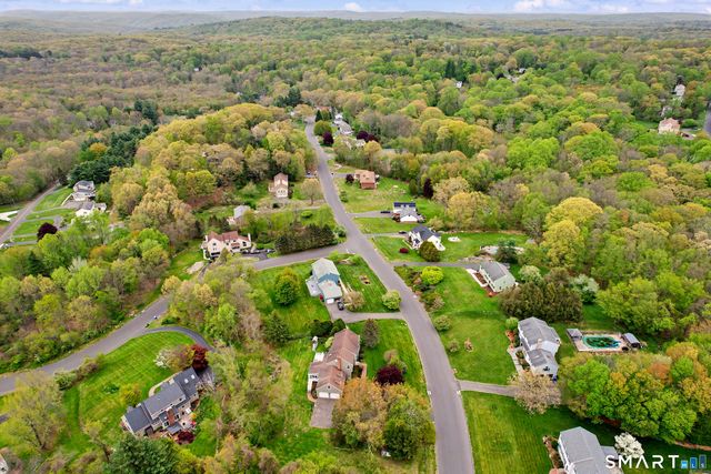 49 Georges Lane, Monroe, CT 06468