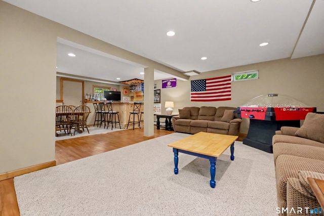 49 Georges Lane, Monroe, CT 06468